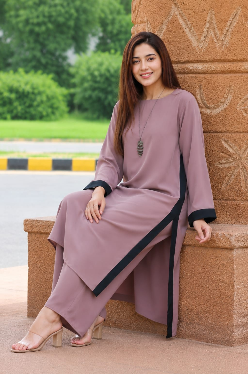 Minimal Luxe 2-Piece Outfit